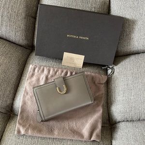 Bottega Veneta wallet